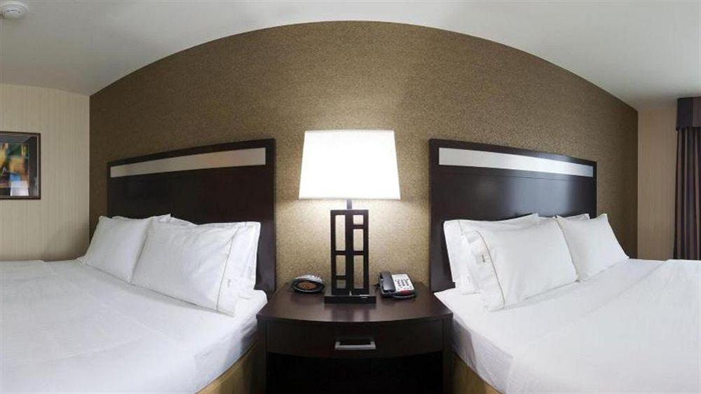 Holiday Inn Express And Suites Limerick - Pottstown By Ihg Eksteriør bilde